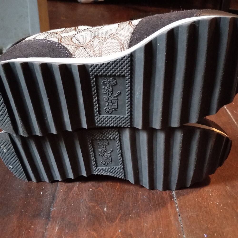 Coach Sneakers - Picture 2 of 6